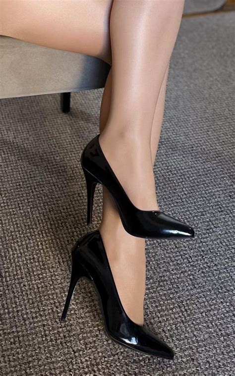 r/HighHeels